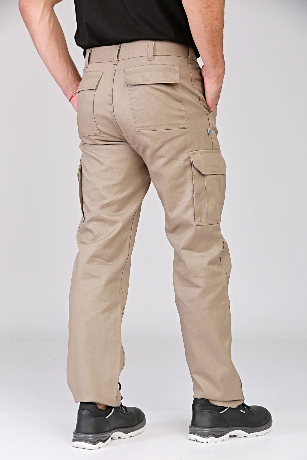 pantalon cargo 112 beige ombu pantalon cargo 112 beige ombu